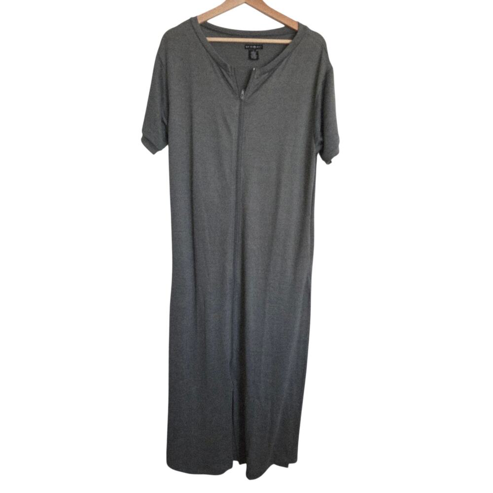 NEW Silver Lilly Full Zip Up Short Sleeve Night Gown Soft Stretchy Knit SMALL